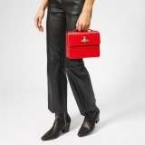 網購Vivienne Westwood 手袋低至HK$1084+免費直運香港/澳門